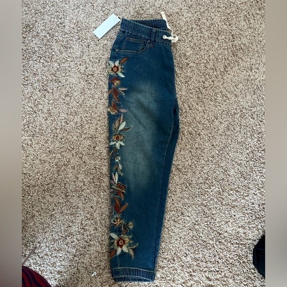 Driftwood x Free People Feathery Leaf Drawstring Denim Joggers embroidery - Picture 13 of 16